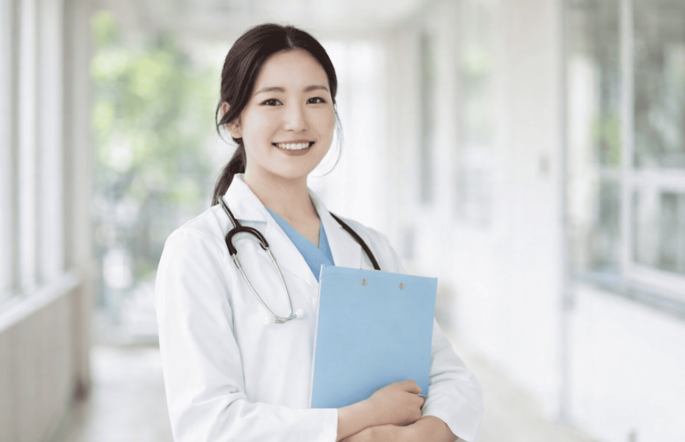 病院 採用 女性医師 イメージ インタラクティブ動画活用